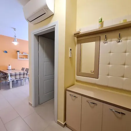 2-bedroom Sleeps 4 Free Parking 公寓