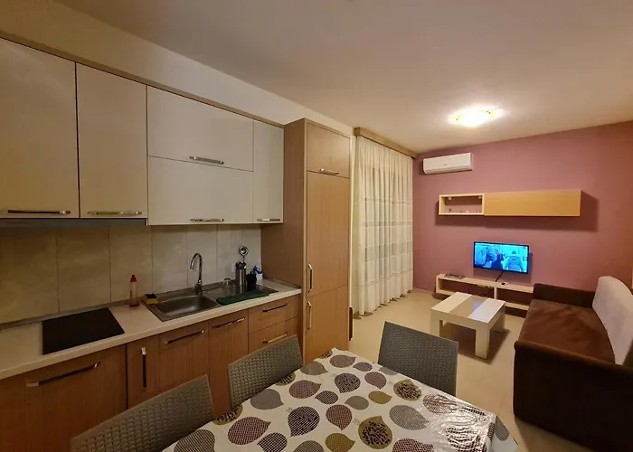2-bedroom Sleeps 4 Free Parking Appartement *