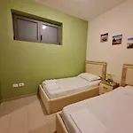 公寓 2-bedroom Sleeps 4 Free Parking Vlorë