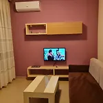 2-bedroom Sleeps 4 Free Parking Vlorë
